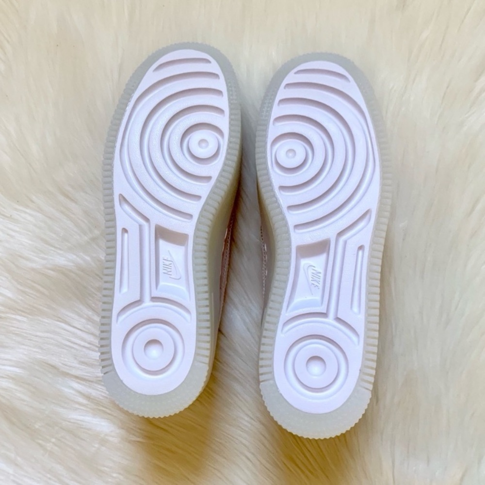 Nike Air Force 1 Sage Low LX In Violet Mist - Picture 7 of 8